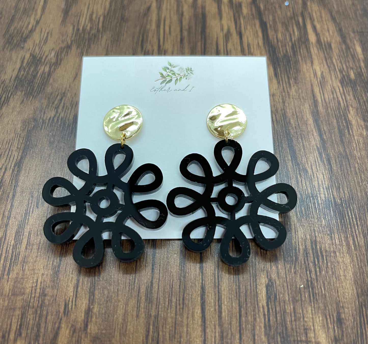 Black Geometric Flower